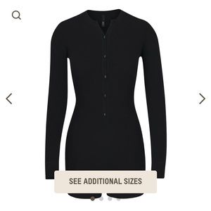 NWT SKIMS SOFT LOUNGE ONESIE ONYX